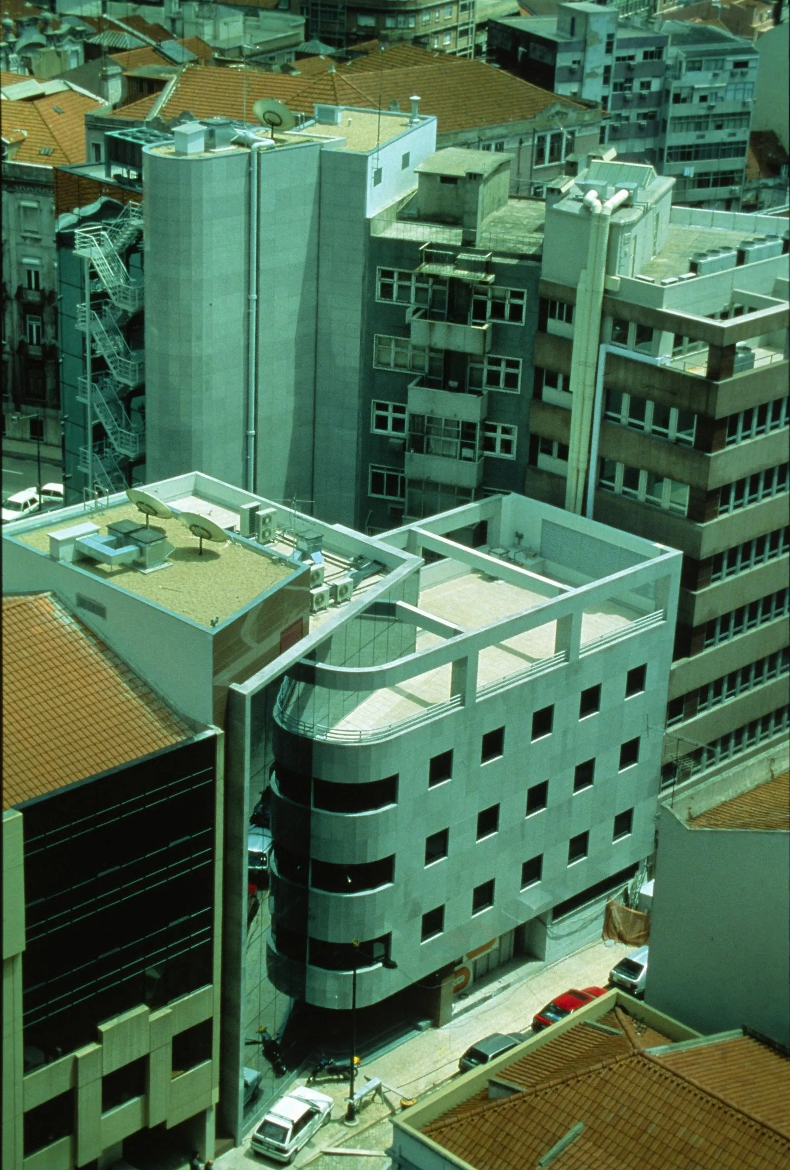 Edifício Douro - Escritórios e Habitação